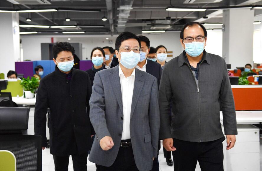 湖南省委常委、長沙市委書記胡衡華到大唐先一科技公司調(diào)研