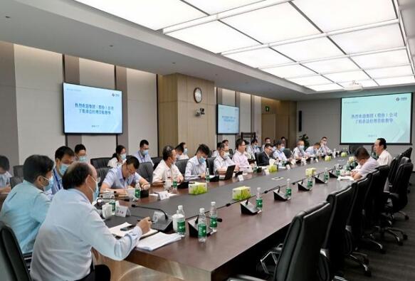 中國電建集團公司黨委副書記、總經理丁焰章到電建國際公司調研