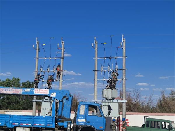 阿拉善電業(yè)局烏力吉供電分局 戍守邊防，電力護(hù)航