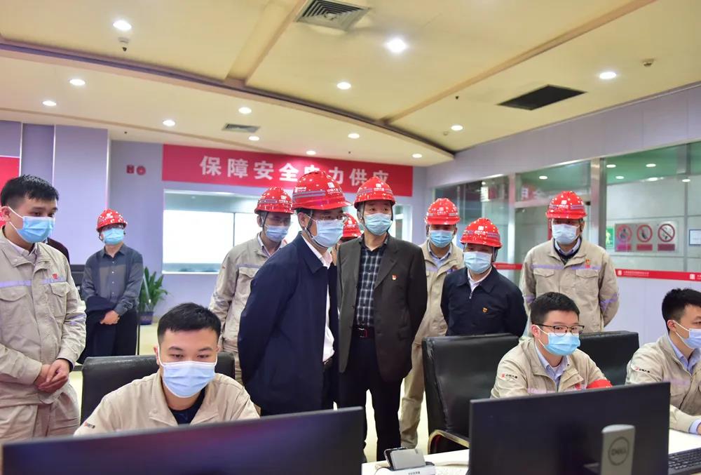 華銀電力賀子波、陳自強一行到湘潭發(fā)電公司調(diào)研
