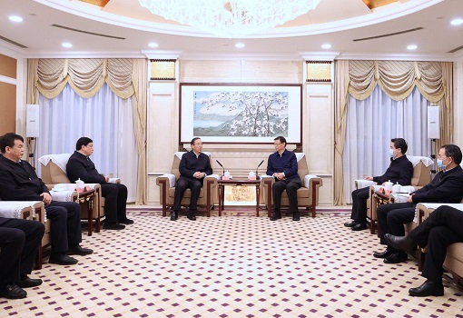 國家電網(wǎng)董事長辛保安、總經(jīng)理張智剛與江蘇省省長許昆林舉行會談