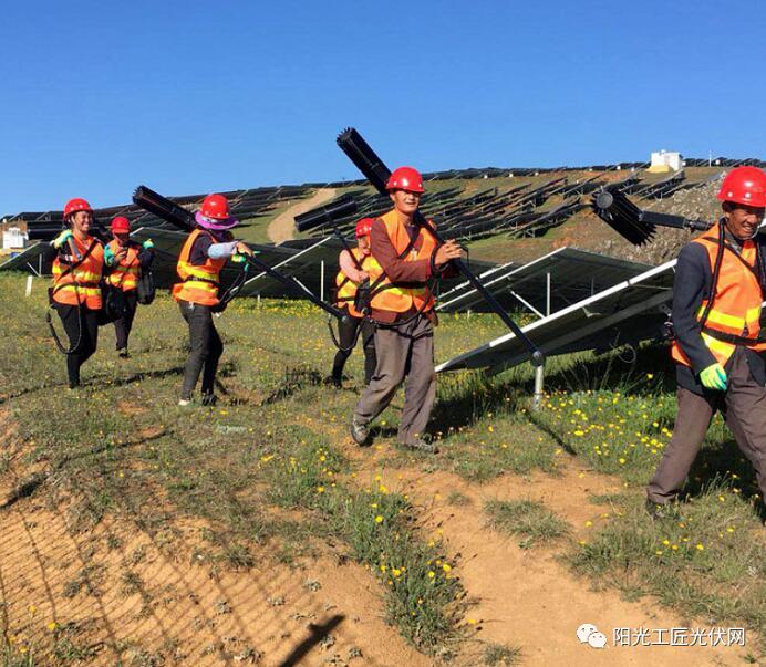 面積接近一個(gè)新加坡！青海塔拉灘光伏電站照亮“陽光之路”