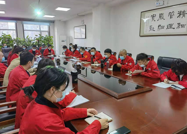 烏海市千里山供電公司：宣貫《車(chē)輛管理標(biāo)準(zhǔn)》，加強(qiáng)車(chē)輛日常管理