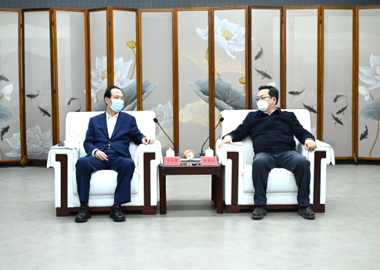 丁焰章與雄安新區(qū)黨工委書記、管委會主任張國華會談