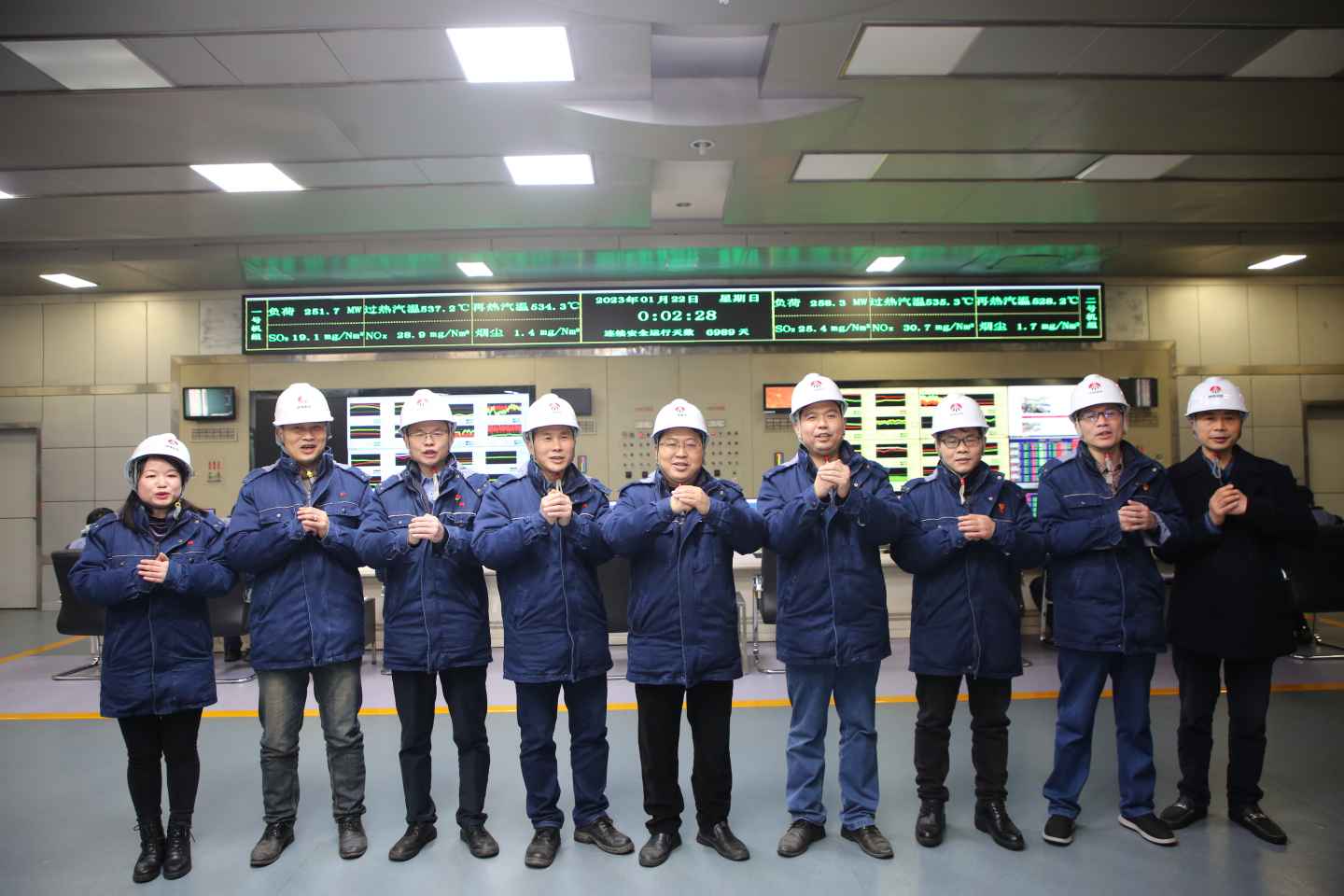 陜煤石電除夕慰問送溫暖，崗位堅(jiān)守幸?！巴谩保╰oo）