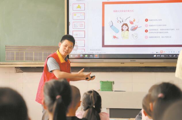 魏錕：用心服務(wù)是起點(diǎn)，客戶滿意是方向