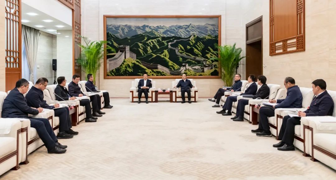 大唐集團(tuán)黨組書記、董事長鄒磊會見哈電集團(tuán)黨委書記、董事長曹志安