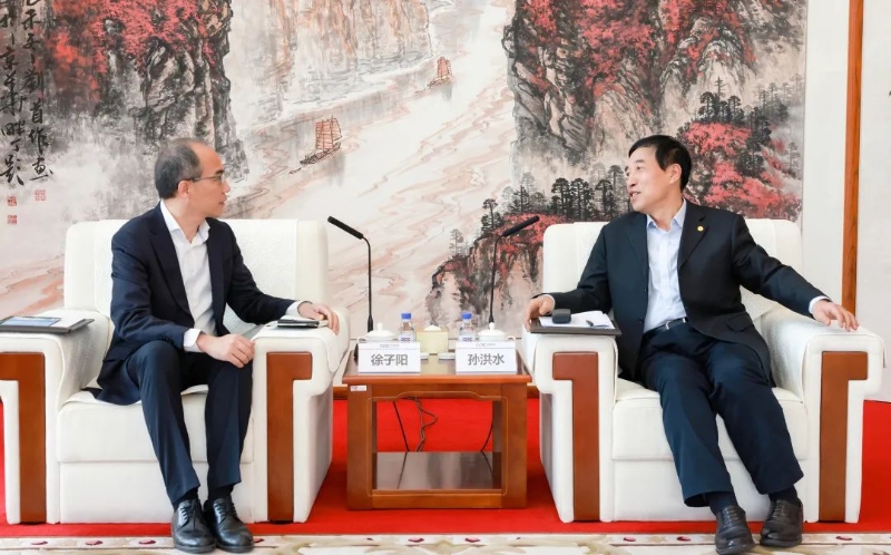 中國(guó)能建黨委副書記、總經(jīng)理孫洪水與中興通訊總裁徐子陽會(huì)談
