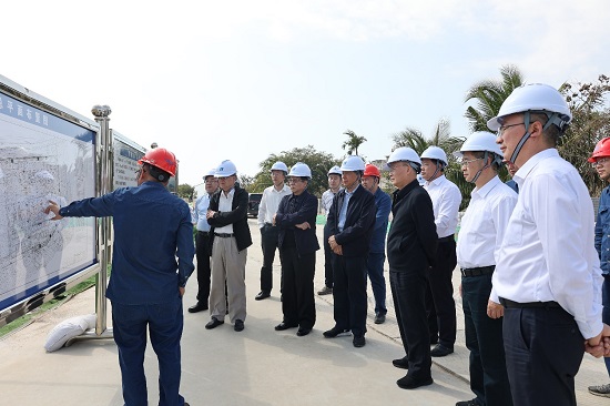 華能集團外部董事到海南分公司及昌江、石島灣核電基地調(diào)研