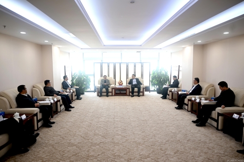 中國(guó)電建黨委常委、副總經(jīng)理王小軍會(huì)見(jiàn)大理州委副書(shū)記肖創(chuàng)勇