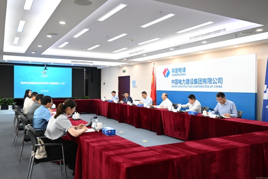 中國電建黨委常委、副總經(jīng)理徐鵬程與漳龍集團(tuán)黨委書記、董事長吳子毅會談