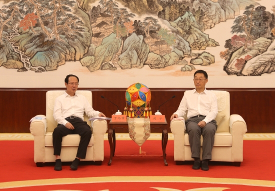 中國(guó)電建黨委書記、董事長(zhǎng)丁焰章拜會(huì)廣西壯族自治區(qū)黨委書記劉寧、自治區(qū)主席藍(lán)天立
