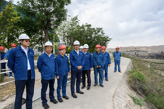 華能集團(tuán)總經(jīng)理、黨組副書記鄧建玲到蘭州熱電公司調(diào)研