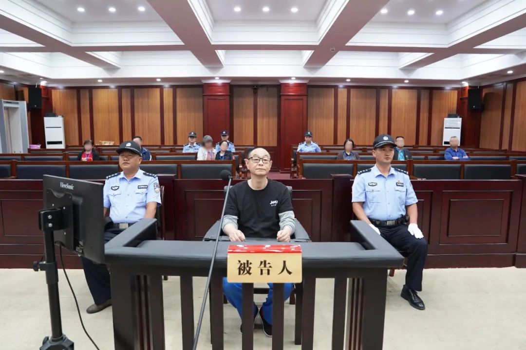 貴州電網(wǎng)有限責任公司原黨委委員、工會主席張帆受賄案一審宣判