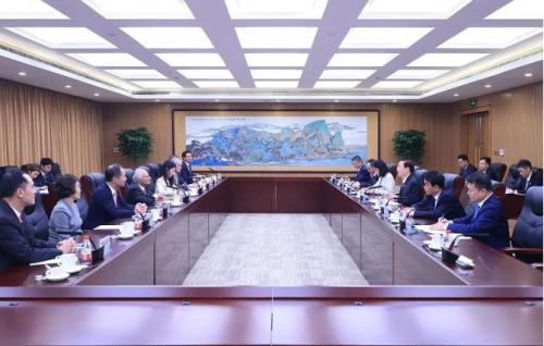 國家電網(wǎng)與香港中電集團推動清潔能源開發(fā)利用、促進新能源發(fā)展等方面深化合作