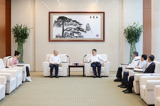 華能集團黨組書記、董事長溫樞剛會見?？谑惺虚L丁暉