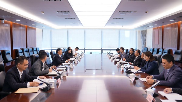 華電黨組副書記祖斌會(huì)見南方電網(wǎng)黨組副書記、董事劉啟宏