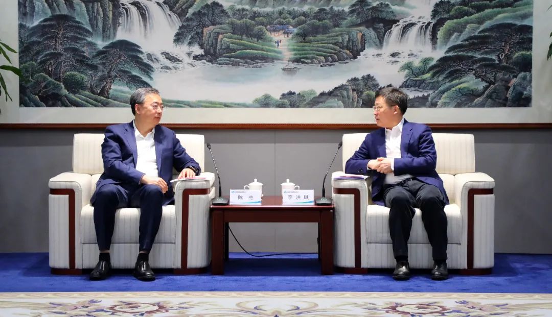 中國電氣裝備黨委書記、董事長李洪鳳會(huì)見中金公司黨委書記、董事長、管理委員會(huì)主席陳亮